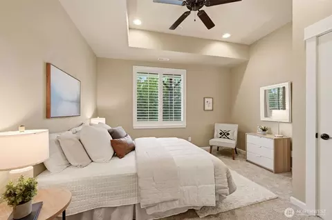 Bedroom - 19318 111th Pl NE, Bothell, WA 98011 photo 6 of 6