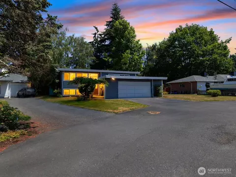 Exterior - 817 Olympic Blvd #A, Everett, WA 98203 photo 9 of 9
