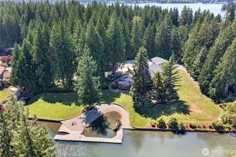 21017 Snag Island Dr E, Lake Tapps, WA 98391