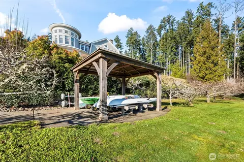 Exterior - 7104 E Grapeview Loop Rd, Allyn, WA 98524 photo 12 of 12