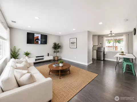 11818 SE 170th Pl, Renton, WA 98058