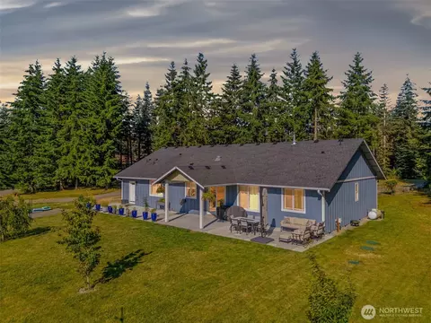 230 156th Ln SE, Tenino, WA 98589