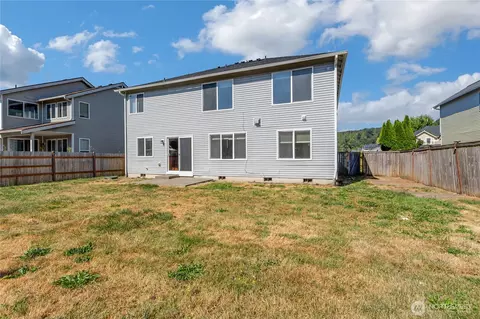 Exterior - 1401 Riddell Ave NE, Orting, WA 98360 photo 4 of 6