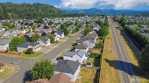 View/Area - 1401 Riddell Ave NE, Orting, WA 98360 photo 4 of 5