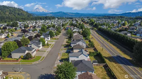 View/Area - 1401 Riddell Ave NE, Orting, WA 98360 photo 5 of 5