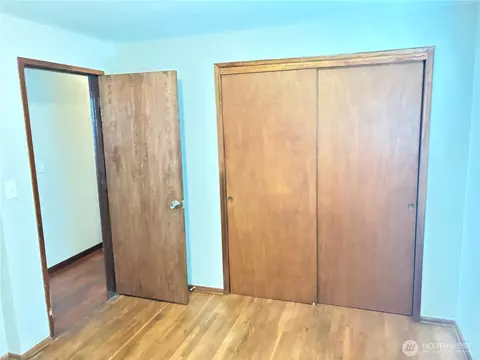 Bedroom - 1828 Gossard St, Enumclaw, WA 98022 photo 5 of 5