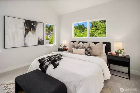 Bedroom - 108 29th Ave E, Seattle, WA 98112 photo 1 of 3