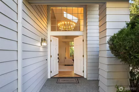 3541 252nd Pl SE, Issaquah, WA 98029