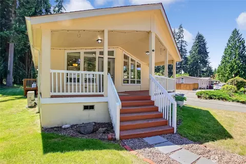 Exterior - 3232 206th Pl SE, Bothell, WA 98012 photo 1 of 10
