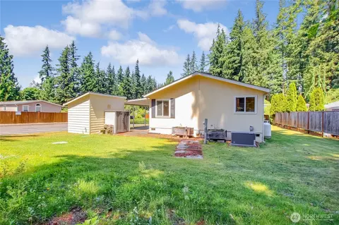 Exterior - 3232 206th Pl SE, Bothell, WA 98012 photo 4 of 10