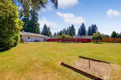 Exterior - 3232 206th Pl SE, Bothell, WA 98012 photo 8 of 10