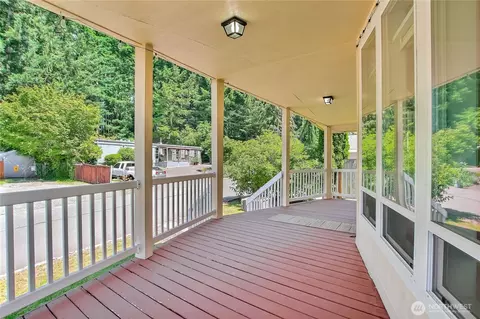 Exterior - 3232 206th Pl SE, Bothell, WA 98012 photo 2 of 10