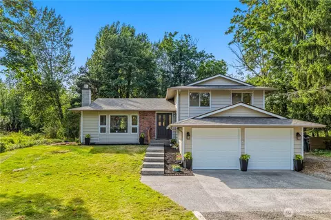 4165 Cougar Rd, Bellingham, WA 98226