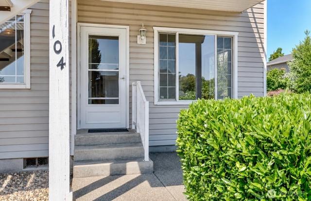 725 Judson St #104, Lynden, WA 98264