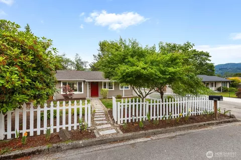 17606 SE 121st Pl, Renton, WA 98059