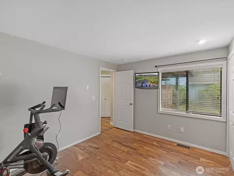 Bedroom - 1726 174th Pl SE, Bothell, WA 98012 photo 2 of 4