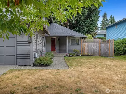 Exterior - 1726 174th Pl SE, Bothell, WA 98012 photo 8 of 12