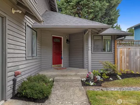 Exterior - 1726 174th Pl SE, Bothell, WA 98012 photo 2 of 12