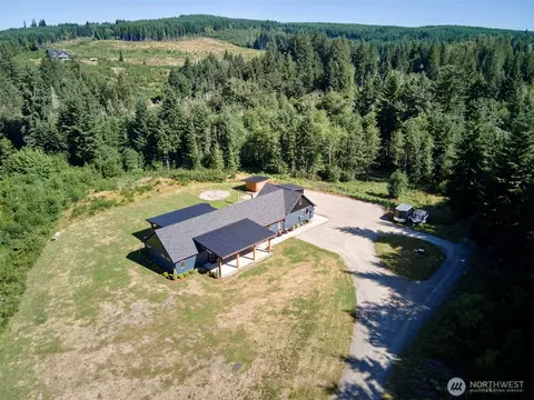 254 Oxbow Rd, Woodland, WA 98674