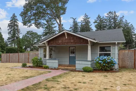 12912 Naomilawn Dr SW, Lakewood, WA 98498