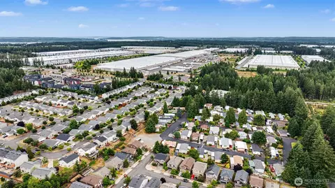 View/Area - 3005 Eagle Loop NE, Lacey, WA 98516 photo 3 of 5