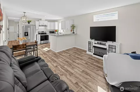 Living - 23708 Locust Way #43, Bothell, WA 98021 photo 1 of 2