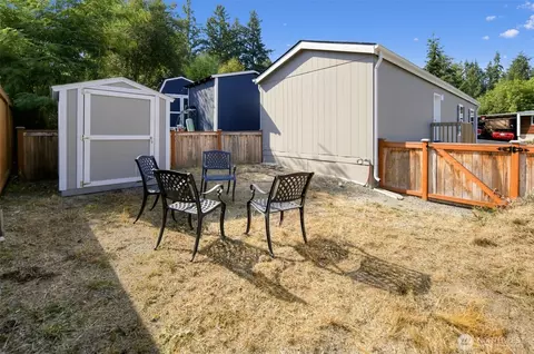 Exterior - 23708 Locust Way #43, Bothell, WA 98021 photo 2 of 3