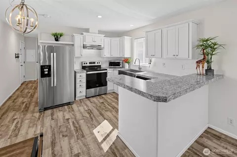 Kitchen - 23708 Locust Way #43, Bothell, WA 98021 photo 1 of 3