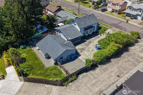 View/Area - 1718 Langdon St, Sumner, WA 98390 photo 3 of 4