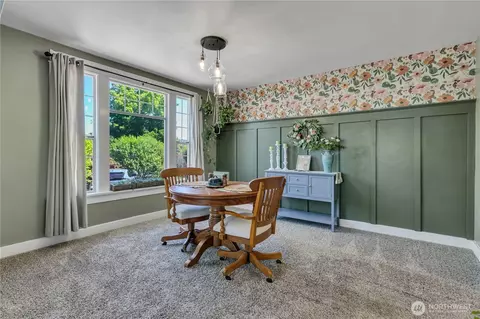 Dining - 1718 Langdon St, Sumner, WA 98390 photo 1 of 2