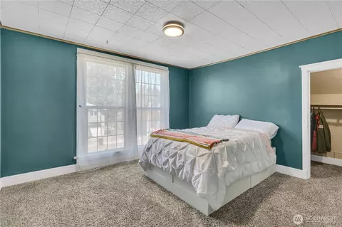 Bedroom - 1718 Langdon St, Sumner, WA 98390 photo 1 of 2