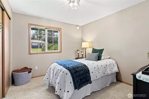 Bedroom - 10103 27th Dr SE, Everett, WA 98208 photo 3 of 3