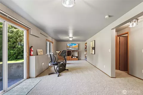 Other - 10103 27th Dr SE, Everett, WA 98208 photo 3 of 10