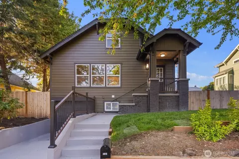 512 NW 44th St, Seattle, WA 98107
