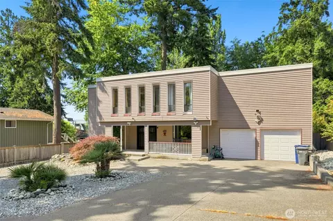 6409 Chennault Beach Dr, Mukilteo, WA 98275