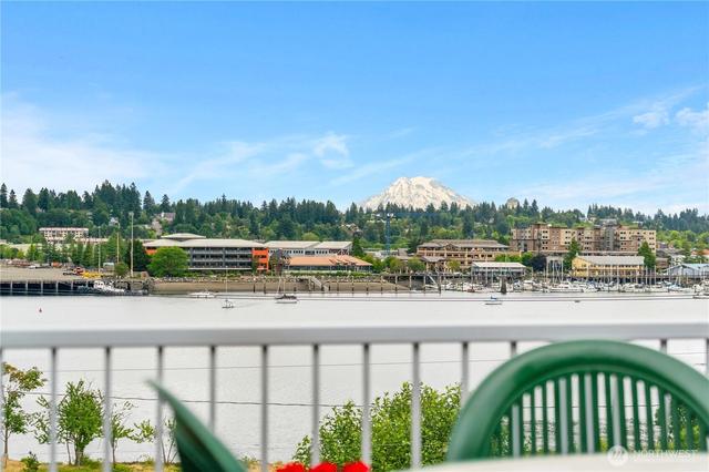 726 Sherman St NW, Olympia, WA 98502