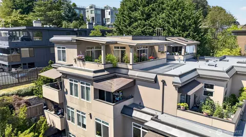 2551 Thorndyke Ave W #402, Seattle, WA 98199
