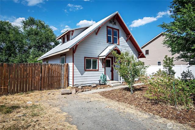 307 W 14th Ave, Ellensburg, WA 98926