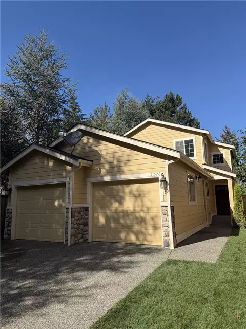 11526 NE 116th St, Kirkland, WA 98034