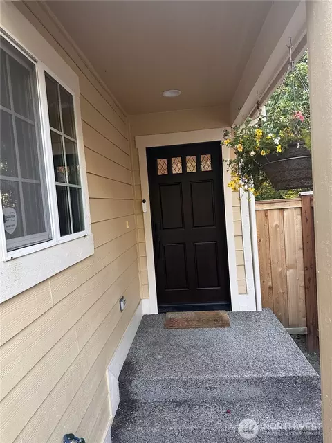 11526 NE 116th St, Kirkland, WA 98034