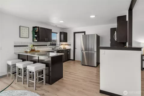 Kitchen - 903 Williams St NW, Orting, WA 98360 photo 1 of 6