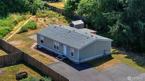 1402 103rd St E, Tacoma, WA 98445