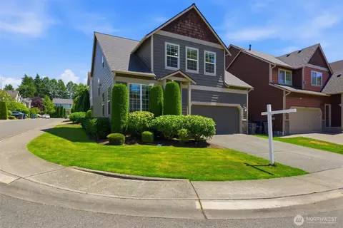 Exterior - 19215 25th Ave SE, Bothell, WA 98012 photo 2 of 3