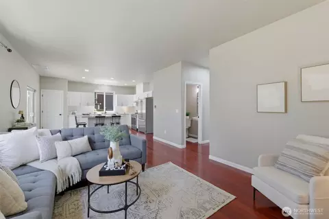 Living - 19215 25th Ave SE, Bothell, WA 98012 photo 4 of 4