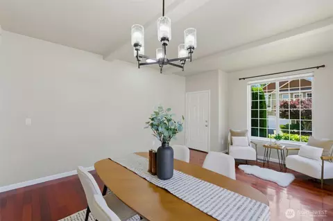 Dining - 19215 25th Ave SE, Bothell, WA 98012 photo 3 of 3