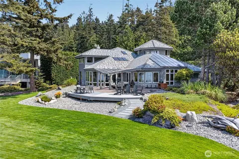 11752 Esther Ln, Anacortes, WA 98221