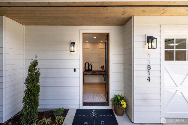 11814 NE 103rd Pl, Kirkland, WA 98033