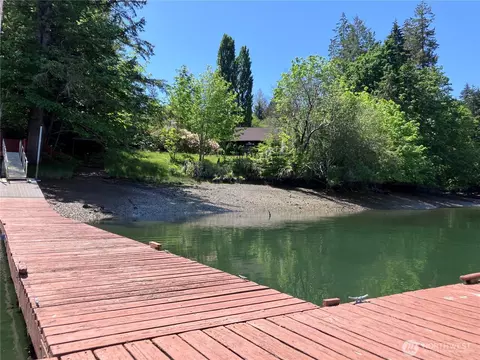 4293 E Pickering Rd, Shelton, WA 98584