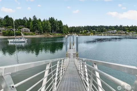 3510 E Bay Dr NW, Gig Harbor, WA 98335