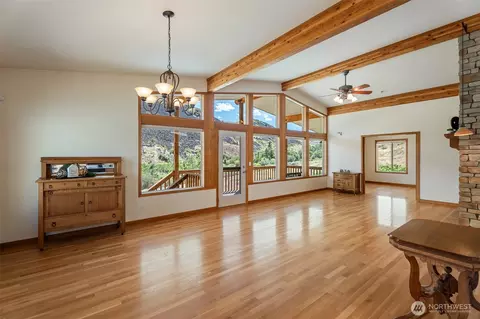 7400 Colockum Rd, Malaga, WA 98828